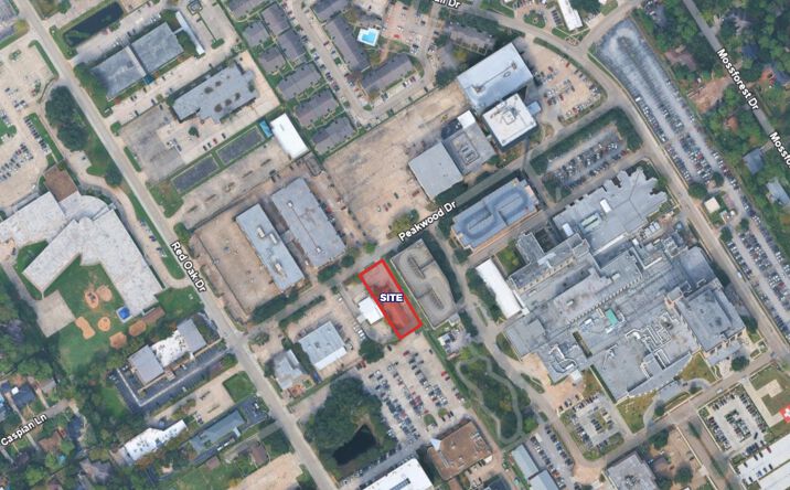 Pictures of Retail property located at 807 Peakwood Dr, Houston, TX 77090 for sales - image #1