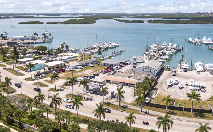 Pictures of Special Purpose property located at 942-946, 1002, 1004-1010 Seaway Dr, Fort Pierce, FL 34949 for sales - image #1