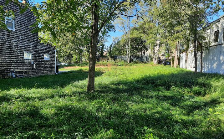Pictures of Land property located at 230 B W Main, Riverhead, NY 11901 for sales - image #1