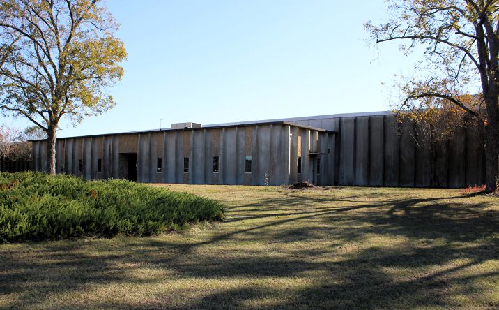 Pictures of Industrial property located at 14 Pine House Rd, Trenton, SC 29847 for sales - image #1
