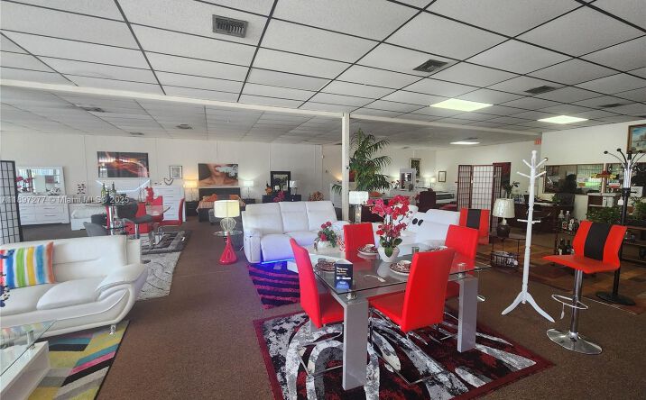 Pictures of Business for Sale property located at 50 NW 107 AVE, Miami, FL 33174 for sales - image #1