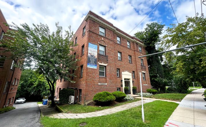 Pictures of Multifamily property located at 4564 MacArthur Blvd NW, Washington, DC 20007 for sales - image #1