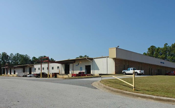 Pictures of Industrial property located at 5345 Truman Dr, Decatur, GA 30035 for sales - image #1