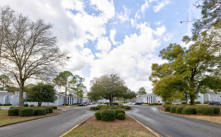 Pictures of Multifamily property located at 333 S Mock Rd, Albany, GA 31705 for sales - image #1
