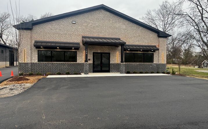 Pictures of Industrial property located at 136 Shivel Dr, Hendersonville, TN 37075 for sales - image #1