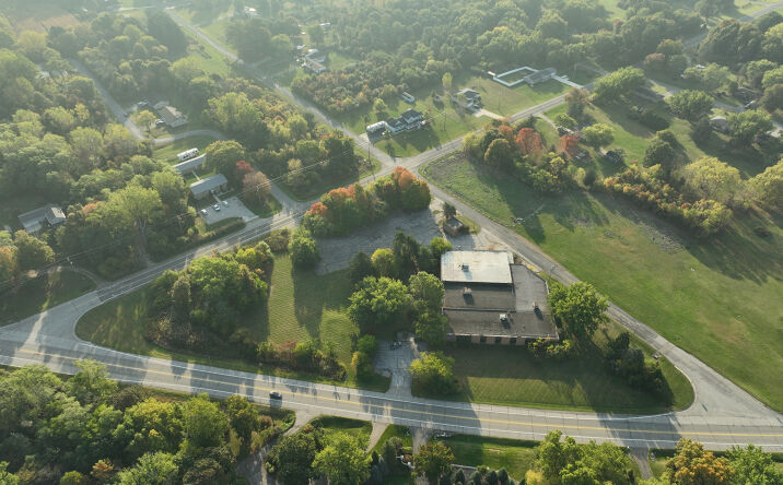 Pictures of Industrial property located at 2527 M-63, Benton Harbor, MI 49022 for sales - image #1