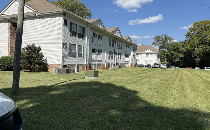 Pictures of Multifamily property located at 505 Buckeye Dr, Knoxville, TN 37919 for sales - image #1