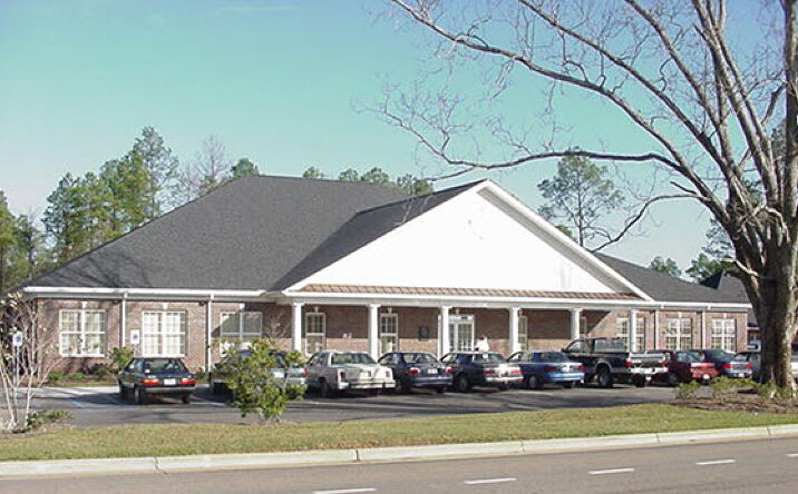 Pictures of Office property located at 120 Executive Park Ln, Selma, AL 36701 for sales - image #1