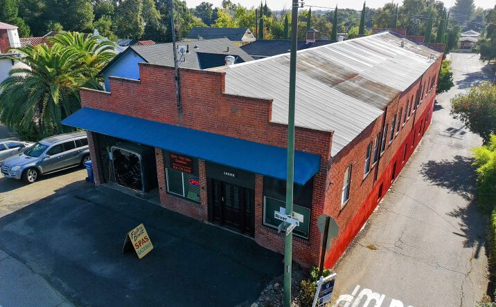 Pictures of Industrial property located at 14099 River Rd, Walnut Grove, CA 95690 for sales - image #1