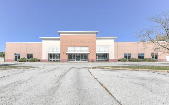 Pictures of Retail property located at 4340 Lincoln Hwy, Matteson, IL 60443 for sales - image #1