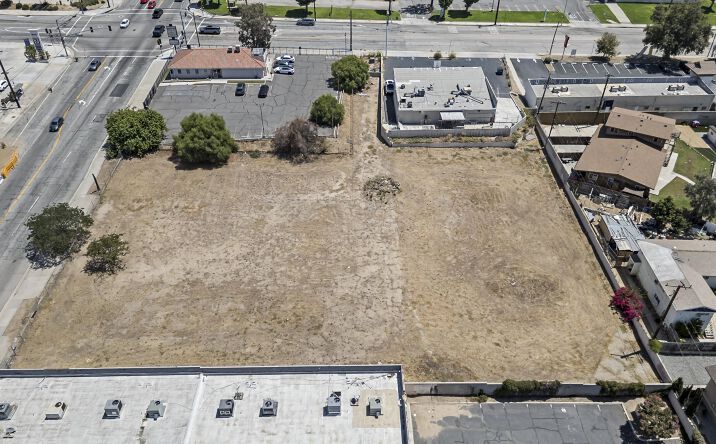 Pictures of Land property located at 3553 E Highland Ave, Highland, CA 92346 for sales - image #1