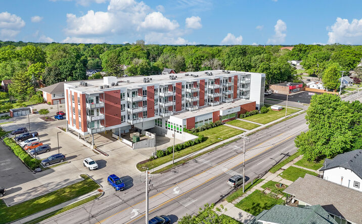 Pictures of Mixed Use, Multifamily property located at 4326 Hickman Rd, Des Moines, IA 50310 for sales - image #1