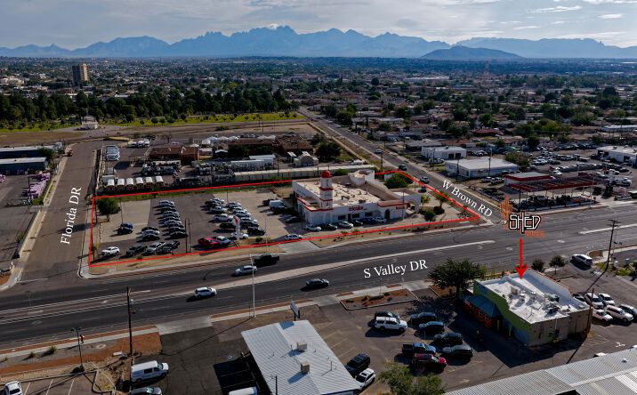 Pictures of Retail property located at 855 S Valley Dr, Las Cruces, NM 88005 for sales - image #1