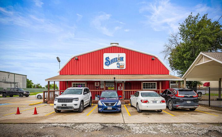 Pictures of Retail property located at 12703 Shiloh Church Rd, Houston, TX 77066 for sales - image #1