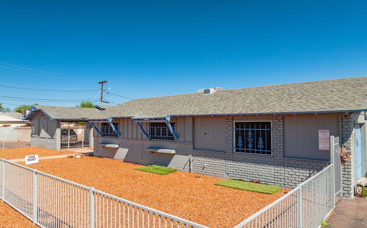 Pictures of Multifamily property located at 6235 N. 60th Ave, Glendale, AZ 85301 for sales - image #1