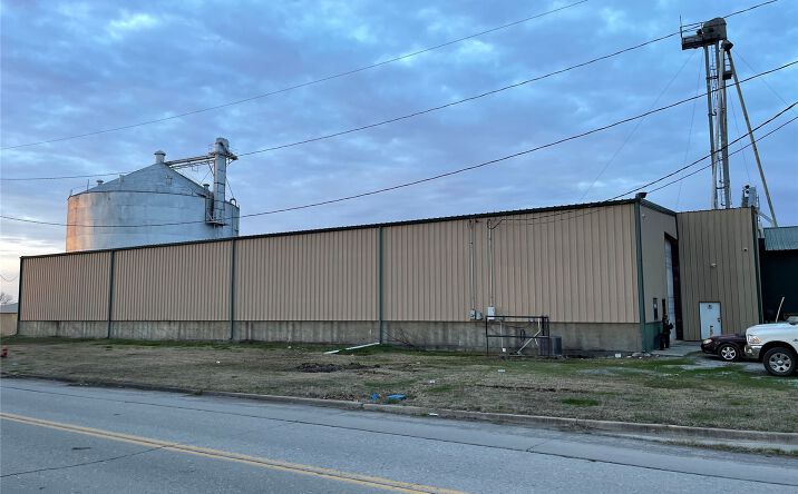 Pictures of Mixed Use, Office, Industrial property located at 1400 E Washington, McAlester, OK 74501 for sales - image #1