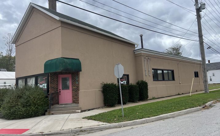 Pictures of Industrial, Retail property located at 500 46TH Street, Rock Island, IL 61201 for sales - image #1