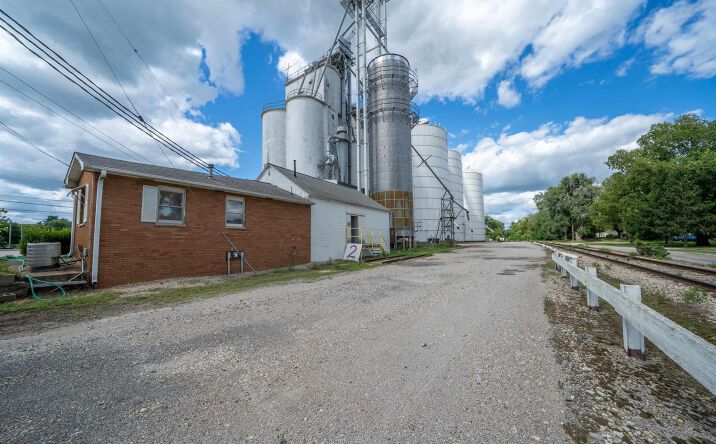 Pictures of Industrial property located at 102 S BROADWAY Street #1-6, Forest City, IL 61532 for sales - image #1