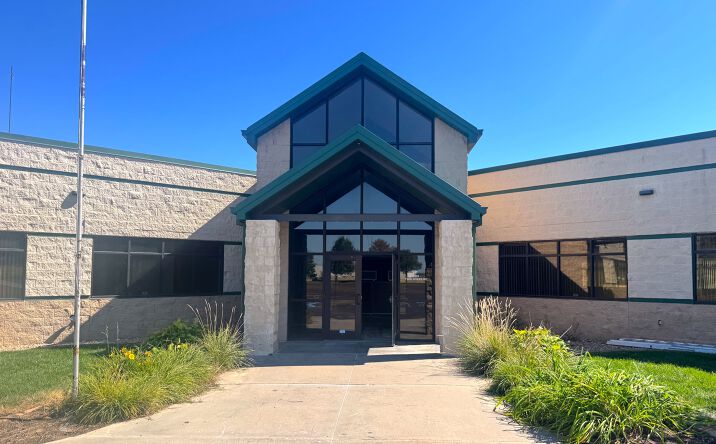 Pictures of Office property located at 4725 Twin Rivers Rd, North Platte, NE 69101 for sales - image #1