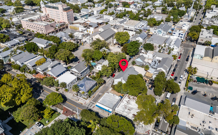 Pictures of Mixed Use, Multifamily, Office property located at 402 Appelrouth Lane, Key West, FL 33040 for sales - image #1
