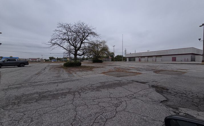 Pictures of Land property located at 201 W US Hwy 20, Michigan City, IN 46360 for sales - image #1