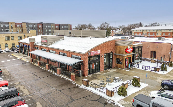 Pictures of Retail property located at 211 5th Ave South, St. Cloud, MN 56301 for sales - image #1