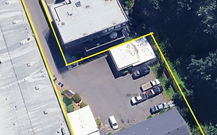 Pictures of Industrial property located at 221 10th St S, Kirkland, WA 98033 for sales - image #1