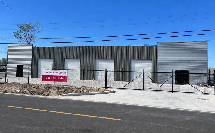 Pictures of Industrial property located at 7905 Berwyn Dr, Houston, TX 77037 for sales - image #1