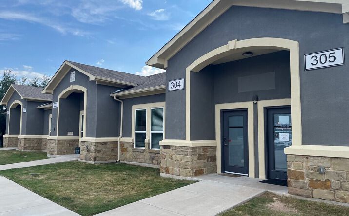 Pictures of Office property located at 2301 S Bagdad Rd, Cedar Park, TX 78613 for sales - image #1