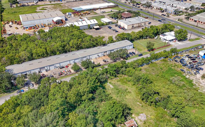 Pictures of Industrial property located at 9210 Winkler Dr, Houston, TX 77017, 6730 Bracknell St, Houston, TX 77017 for sales - image #1
