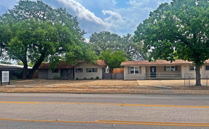 Pictures of Office property located at 4407 Pack Saddle Pass, Austin, TX 78745 for sales - image #1