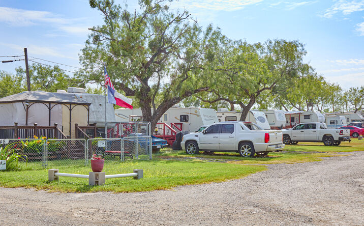 Pictures of Mobile Home Park property located at 2375 Fisherman's Rd, San Angelo, TX 76904 for sales - image #1