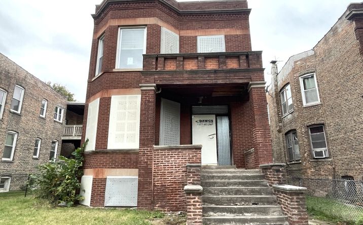Pictures of Multifamily property located at 7352 S Lowe Avenue, Chicago, IL 60621 for sales - image #1