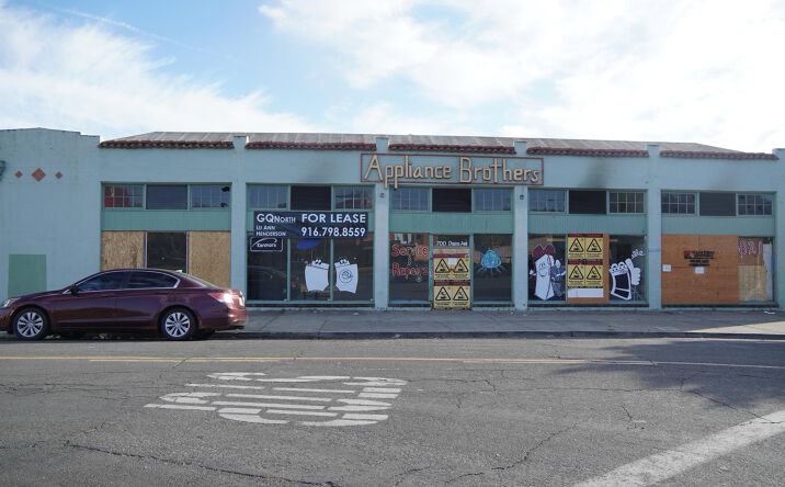 Pictures of Retail, Office property located at 700 Darina Ave, Sacramento, CA 95815 for sales - image #1