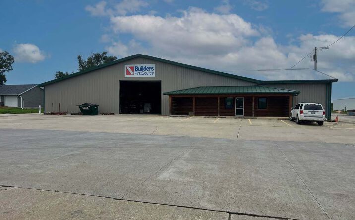 Pictures of Industrial, Office, Retail property located at 4369 Spencers Grove Rd, Walker, IA 52352 for sales - image #1