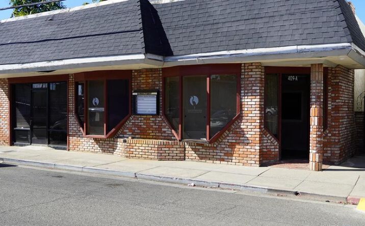Pictures of Retail, Office, Mixed Use property located at 409 Center St, Yuba City, CA 95991 for sales - image #1