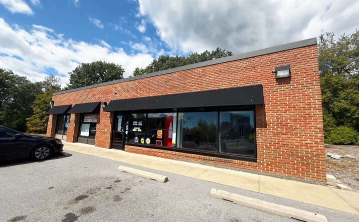 Pictures of Retail property located at 7582 US-220, Linden, PA 17744 for sales - image #1
