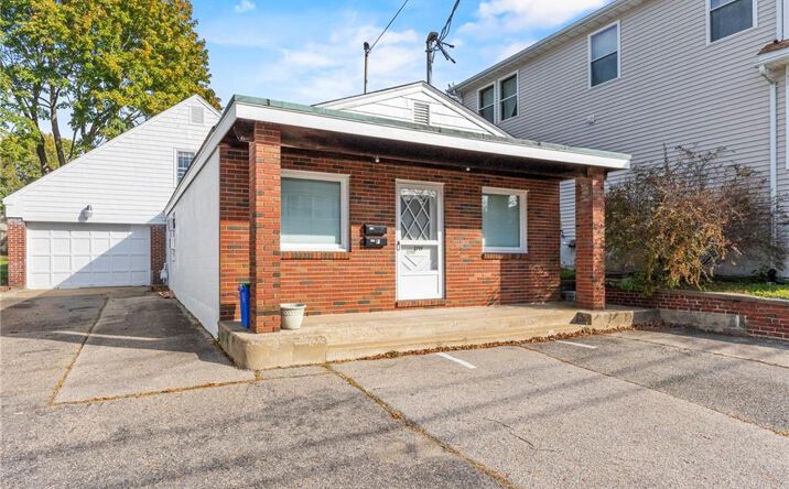 Pictures of Mixed Use, Multifamily, Office, Land, Retail, Industrial property located at 379 381 Maple Avenue, Barrington, RI 02806 for sales - image #1