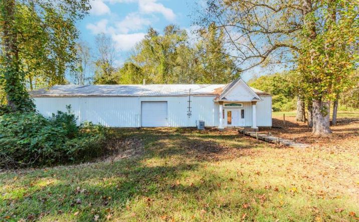 Pictures of Industrial, Office property located at 621 Loganville Highway, Winder, GA 30680 for sales - image #1