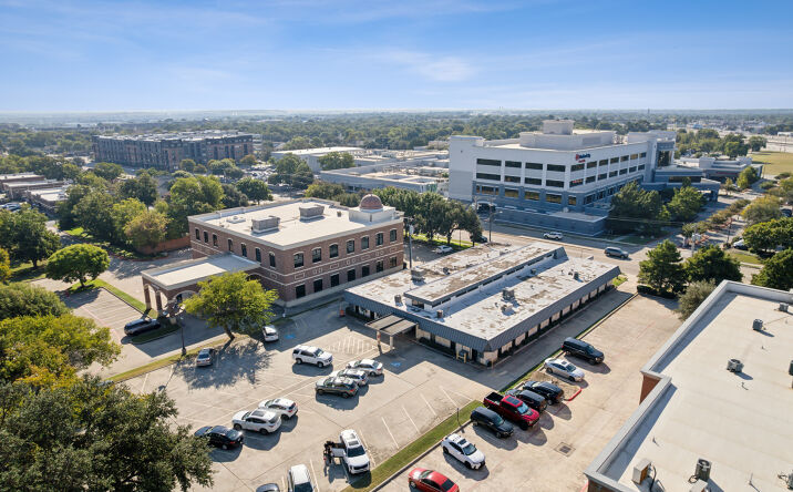 Pictures of Office property located at 541 W Main St, Lewisville, TX 75057 for sales - image #1