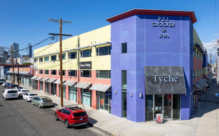 Pictures of Retail property located at 921 Crocker St Unit 12, Los Angeles, CA 90021 for sales - image #1