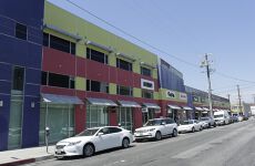 27843962