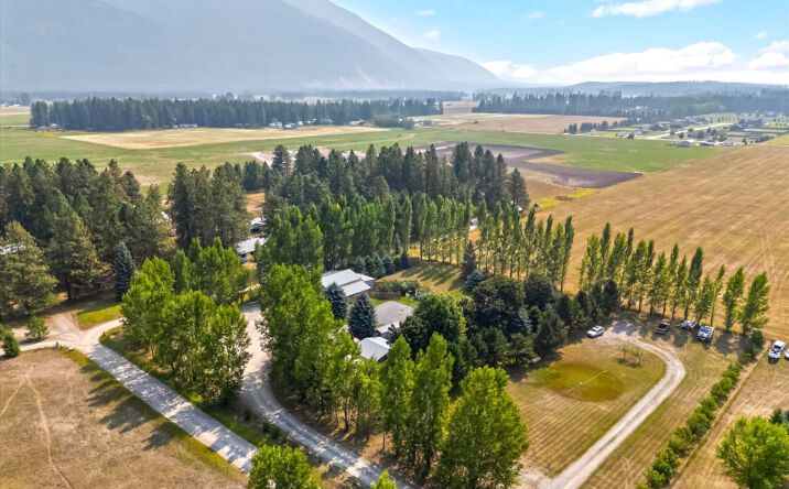 Pictures of Multifamily property located at 300 Jay Hawk Ln, Columbia Falls, MT 59912 for sales - image #1