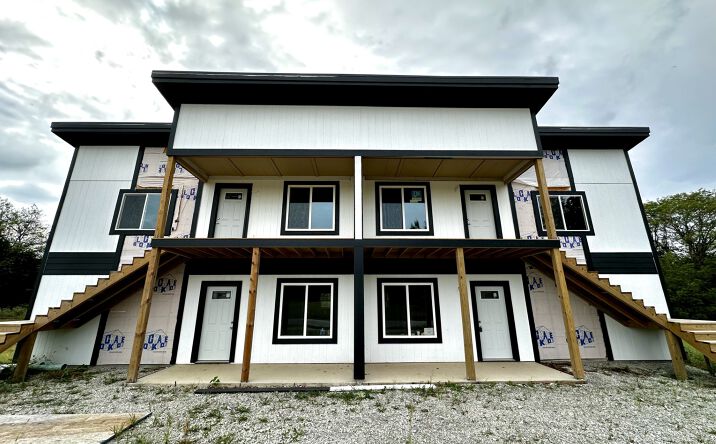 Pictures of Multifamily property located at 415 Hillcrest Dr, Windsor, MO 65360 for sales - image #1