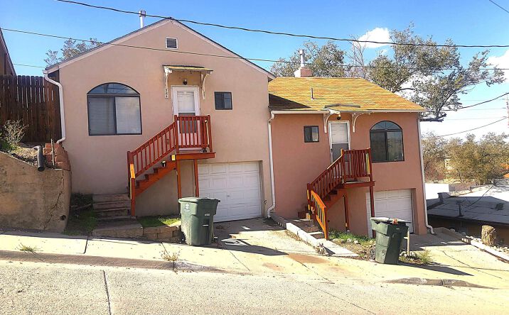 Pictures of Multifamily property located at 202 S Woodrow, Gallup, NM 87301-0000 for sales - image #1