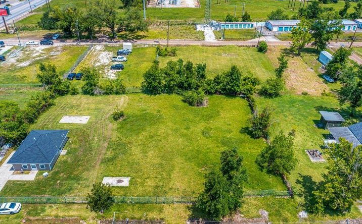 Pictures of Land property located at TBD Colfax Street, Lake Charles, LA 70615 for sales - image #1