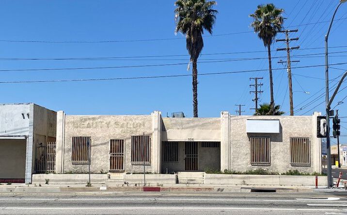 Pictures of Office property located at 104 S Mount Vernon Avenue, San Bernardino, CA 92410 for sales - image #1