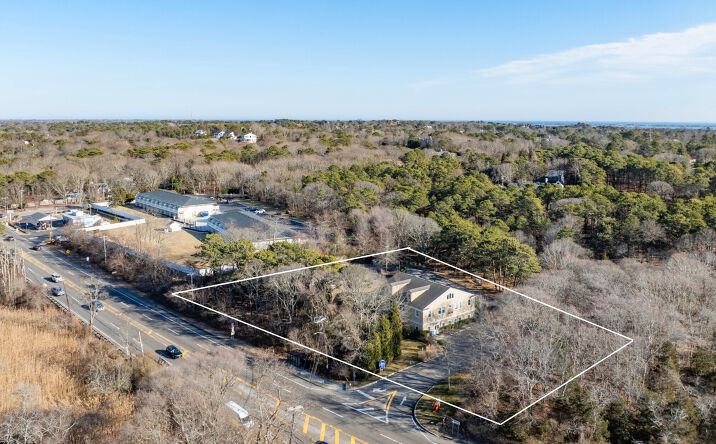 Pictures of Office property located at 2036 County Road 39, Southampton, NY 11968 for sales - image #1