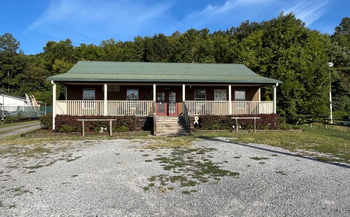 Pictures of Mixed Use, Office, Retail property located at 9051 Hiwassee Street, Charleston, TN 37310 for sales - image #1