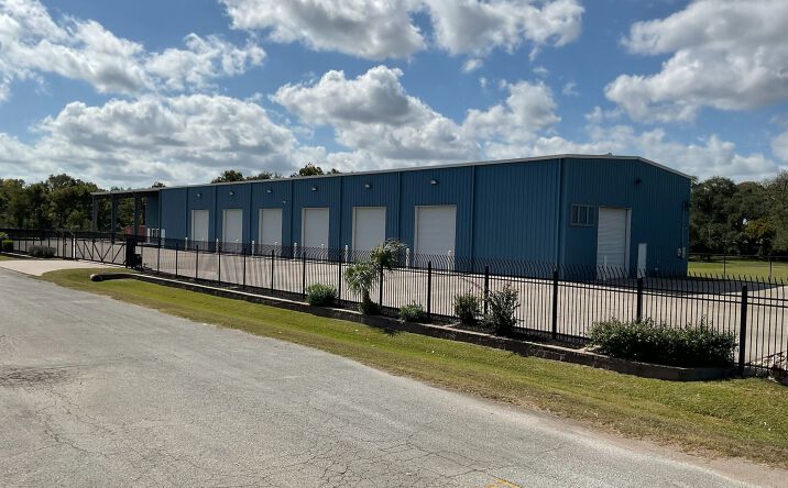 Pictures of Office, Industrial property located at 7511 Hwy 6, Hitchcock, TX 77563 for sales - image #1